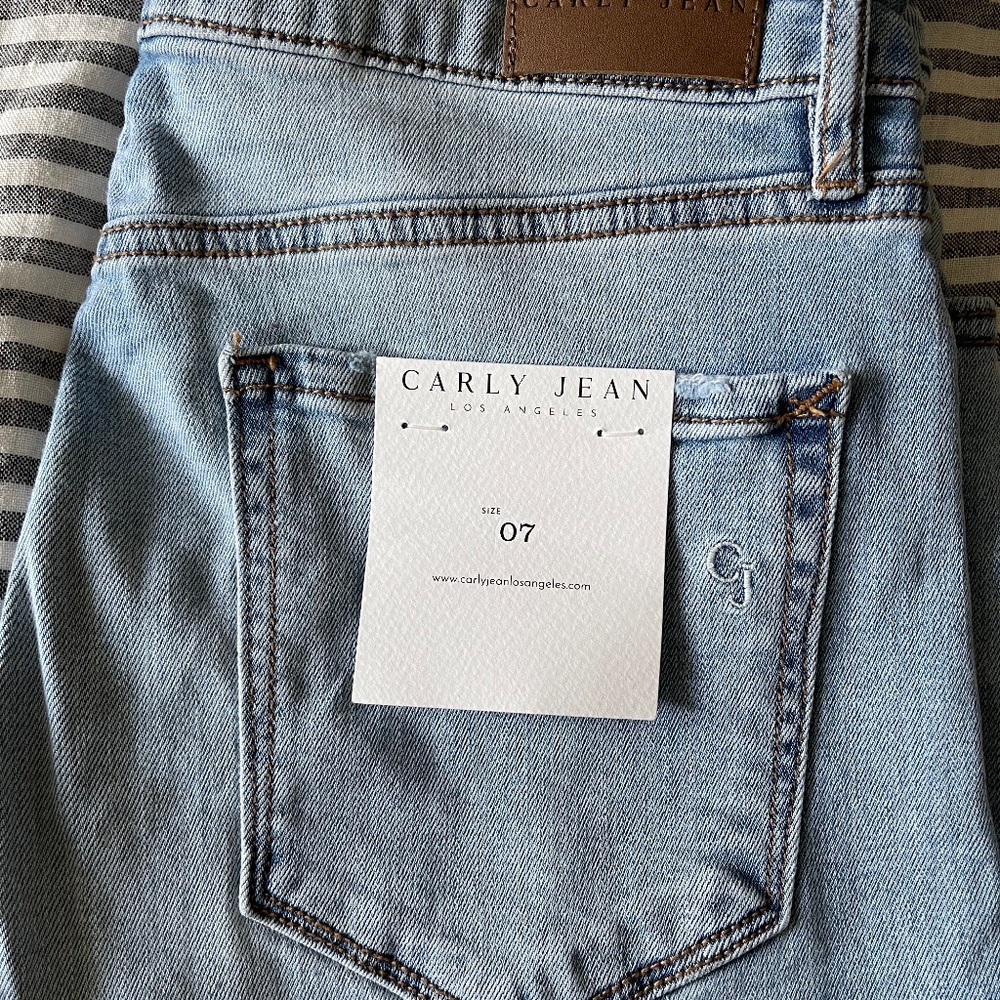 Carly Jean  - Mer Classic Wide Leg Jeans 07